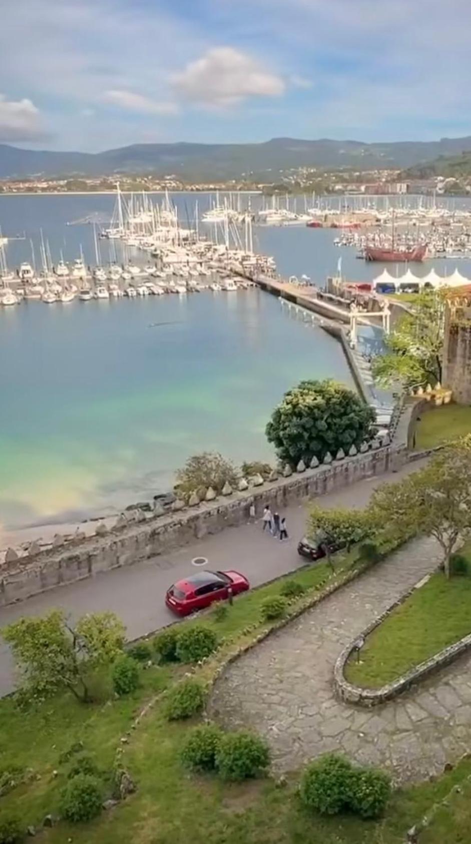 Estudio Impresionantes Vistas Con Terraza Y Piscina 巴约讷 外观 照片